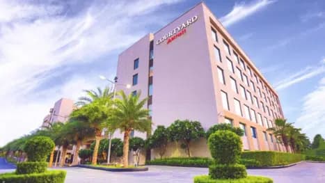 Courtyard By Marriott