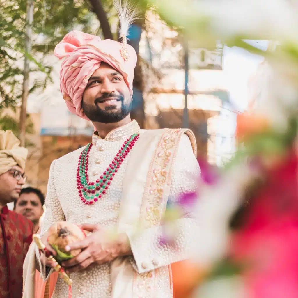 Wedding Accessory For Grooms | Wedding Jewellery For The Groom