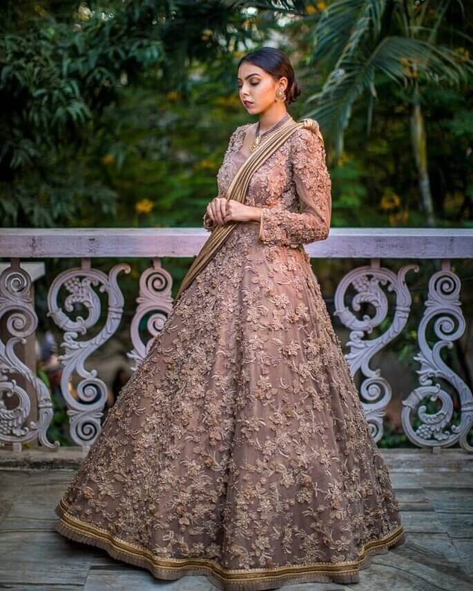 Things to avoid while buying a wedding outfit