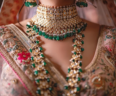 THE CHOKERS LOOK BEST FOR ALL THE RIGHT REASONS necklacesNecklaces