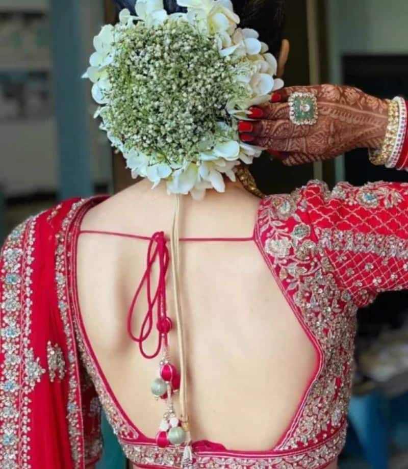 Simple yet Beautiful Bridal Hairstyles