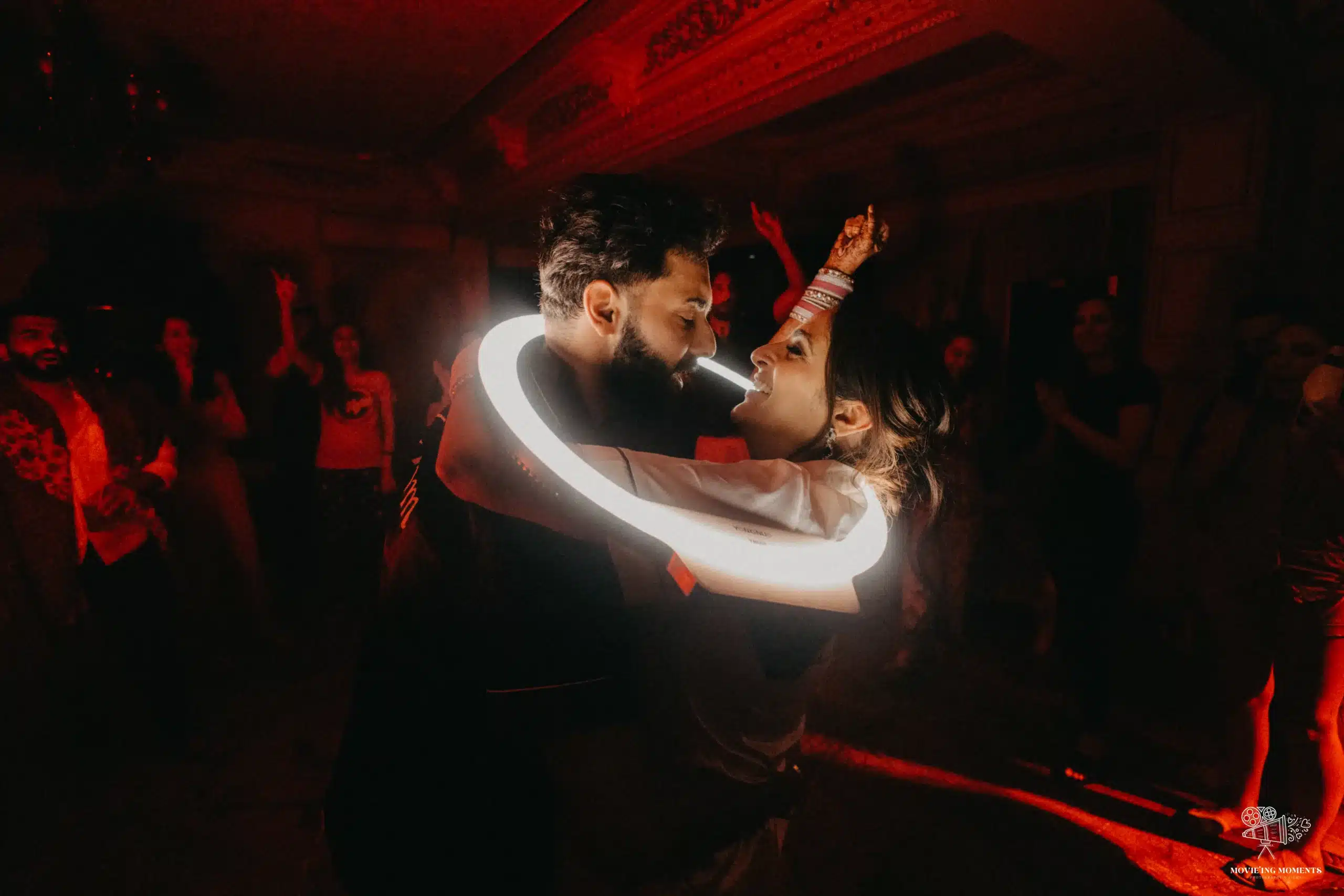 Want To Flaunt Your Hands On Your Wedding Day?